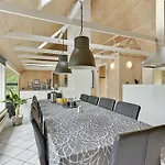 Ellanor - 1km From The Sea By Interhome *