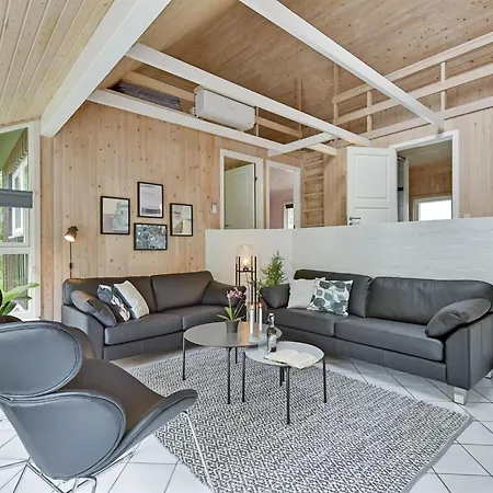 度假居 Ellanor - 1km From The Sea By Interhome *