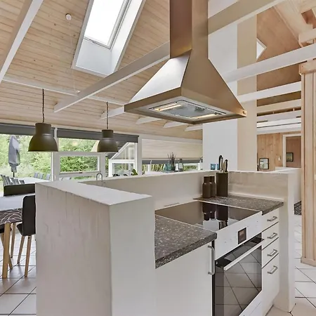 度假居 Ellanor - 1km From The Sea By Interhome