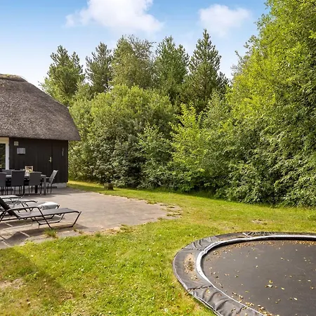 度假居 Ellanor - 1km From The Sea By Interhome *