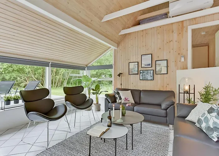 Ellanor - 1km From The Sea By Interhome Vesterhede