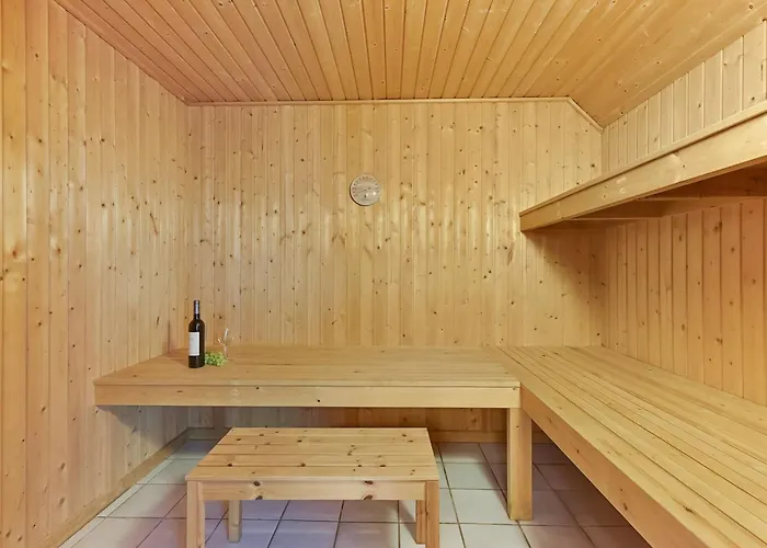 Ellanor - 1km From The Sea By Interhome Nyaraló