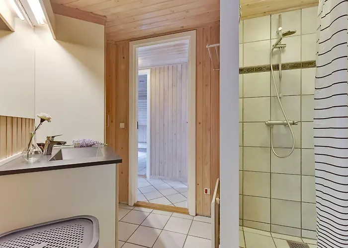 Ellanor - 1km From The Sea By Interhome Vesterhede