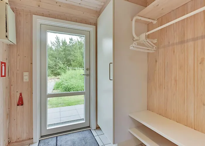 Ellanor - 1km From The Sea By Interhome *